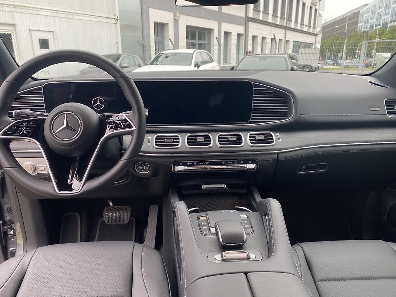 Mercedes-Benz GLE 450d 4Matic Style Edition - fotka 10 z 12