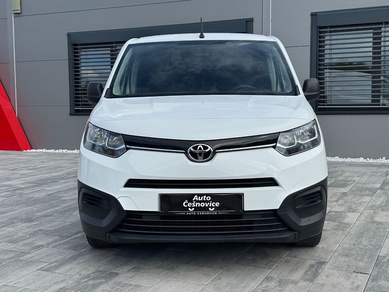 Toyota ProAce City (2020) L2 1.5D 75kW - fotka 2 z 29