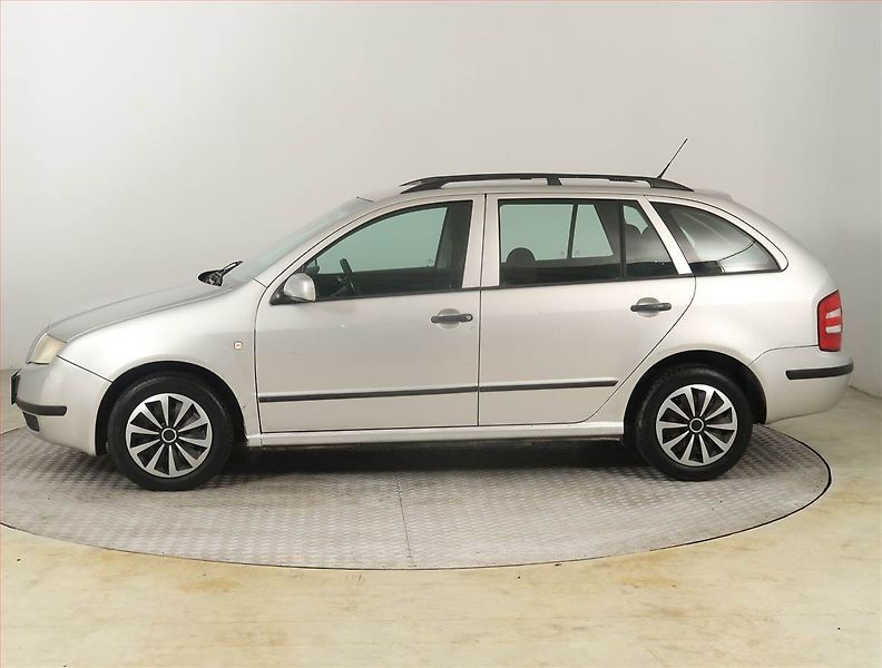 Škoda Fabia (2003) 1.9 TDI, po STK, Tažné, Klima - fotka 3 z 16