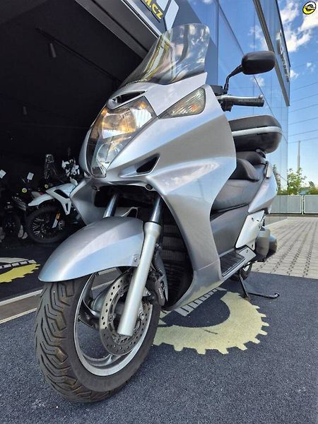 Honda FJS 600 Silver Wing (2005) - fotka 10 z 26