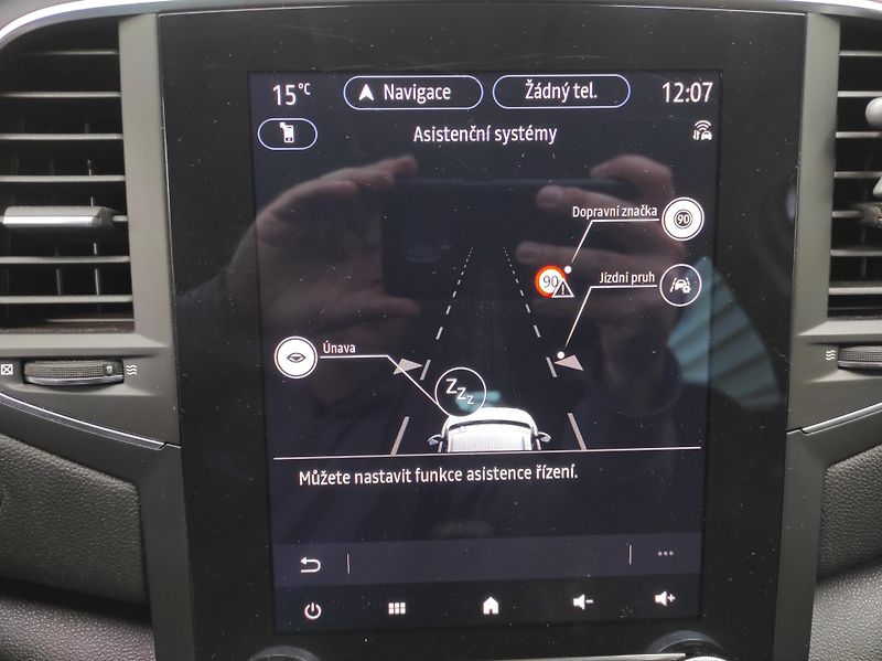 Renault Mégane 1,3TCe Intens AT, EDC, ČR, TZ - fotka 24 z 40