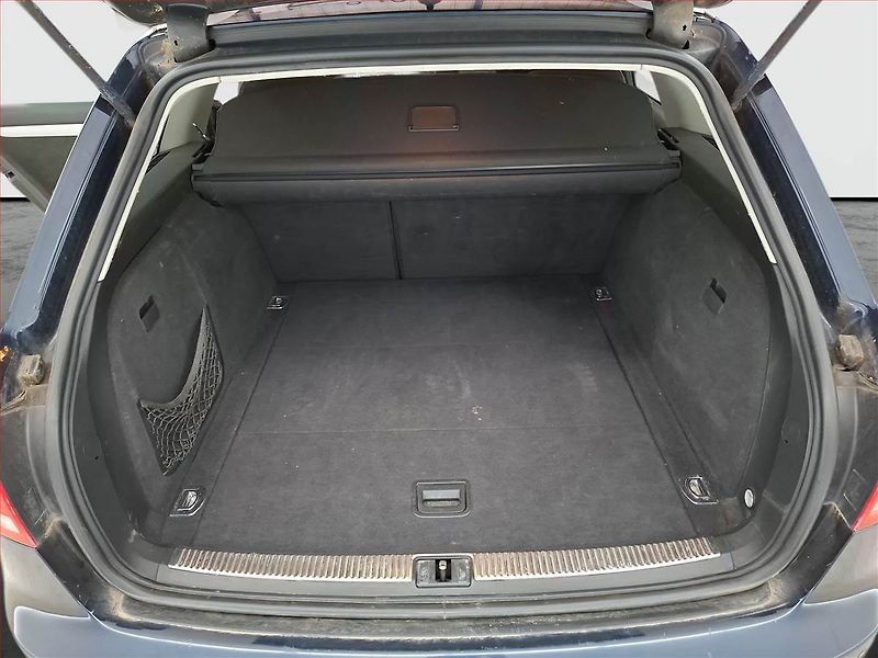 Audi A4 (2007) 2.7 TDI, Automat, rezervace - fotka 14 z 15