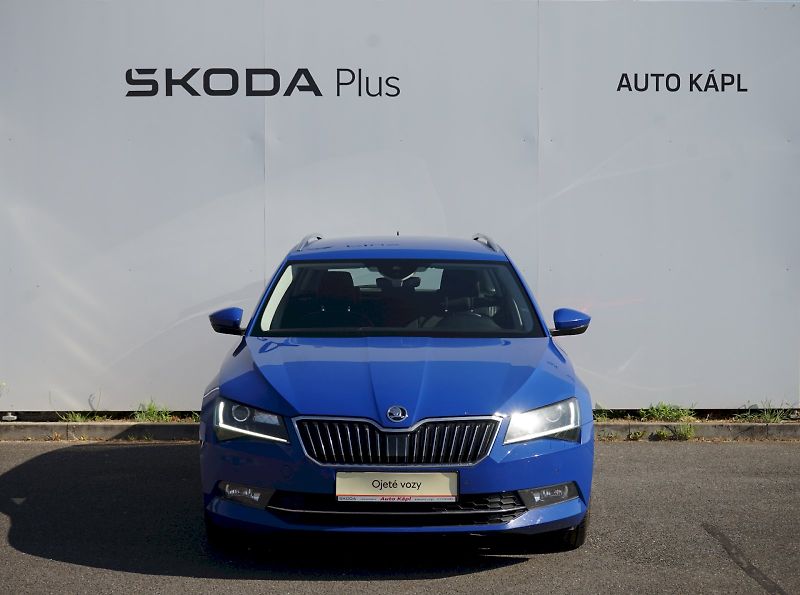 Škoda Superb (2018) TDI 110 kW DSG Style - fotka 3 z 29