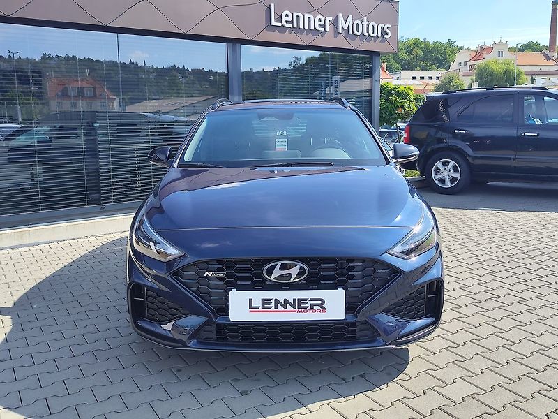 Hyundai i30 1.5 T-GDI/103kW N-Line DCT - fotka 2 z 33