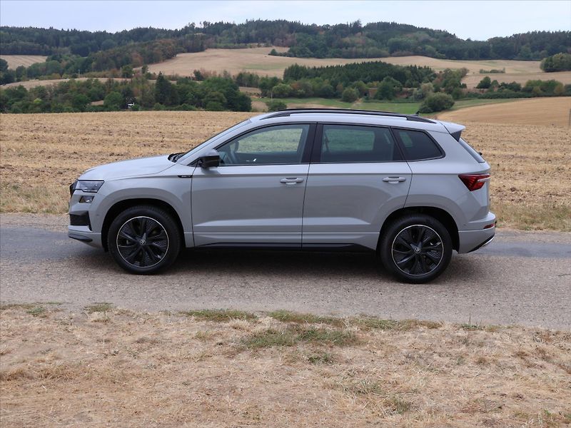 Škoda Karoq 2,0 TDI 4x4 DSG Sportline DPH - fotka 4 z 34