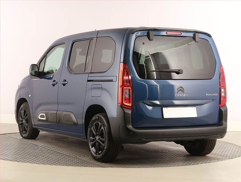Citroën Berlingo (2020) Feel 1.2 PureTech, 7Míst, 1Maj - fotka 4 z 25