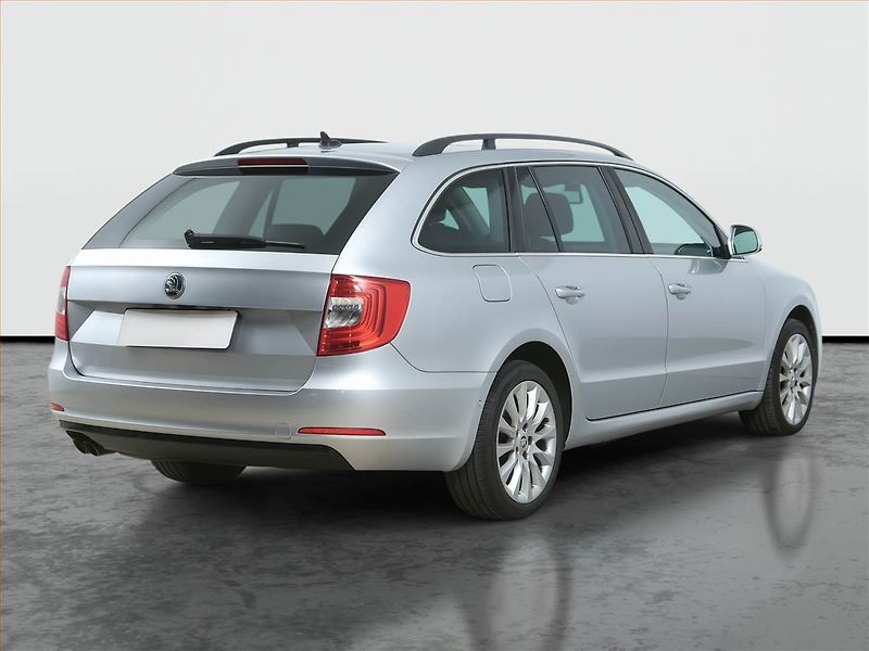 Škoda Superb (2014) 2.0 TDI, Automat, Kůže, Navi - fotka 5 z 15