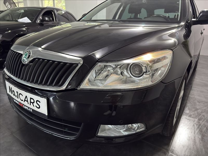 Škoda Octavia 1,4   TSI 90KW XENON ELEGENACE - fotka 28 z 33