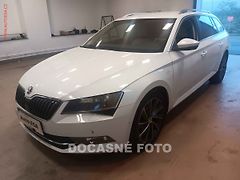 Škoda Superb (2017) 2.0 TDi 4x4, ČR, DSG, bixen - fotografie inzerátu