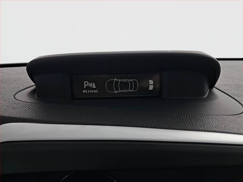 Volvo XC60 (2010) D5, 4X4, Xenony, Tempomat - fotka 15 z 18