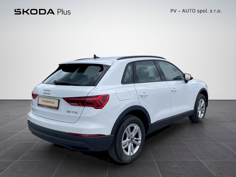 Audi Q3 (2023) 1.5 35 TFSI 110 kW S-Tronic - fotka 2 z 32