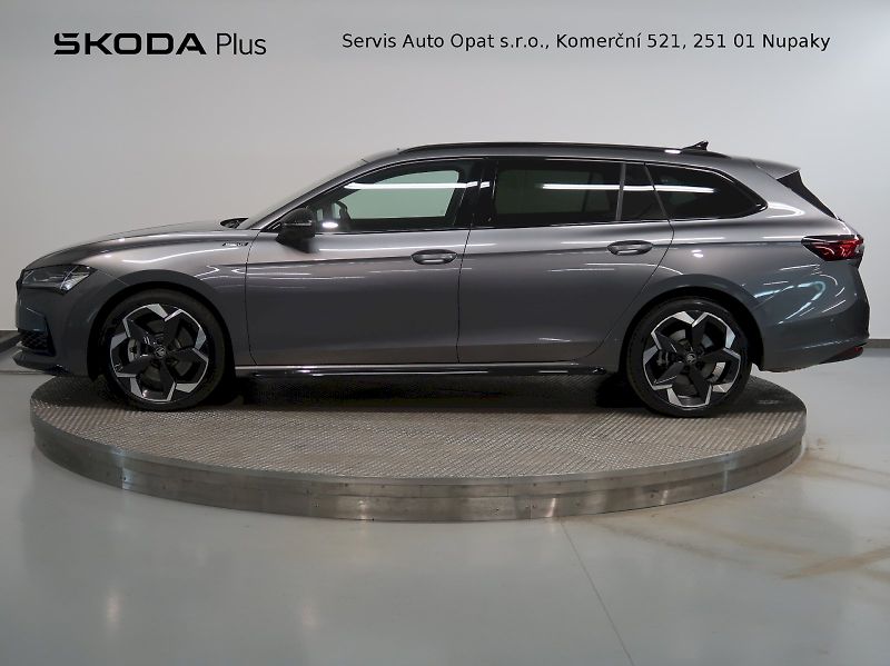 Škoda Superb (2025) SPORTLINE 2.0TSI 195KW 4x4 DSG - fotka 3 z 48