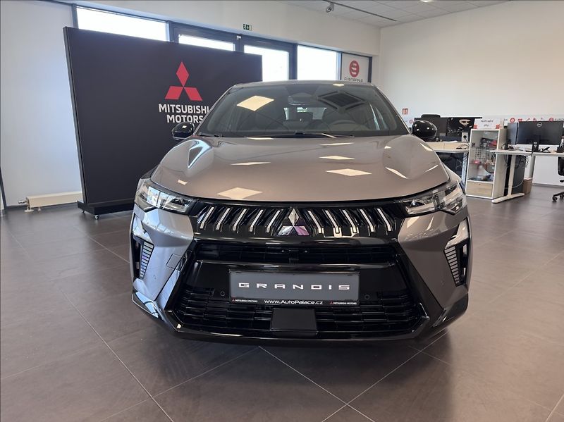 Mitsubishi Grandis (2026) 0,0 - fotka 4 z 5