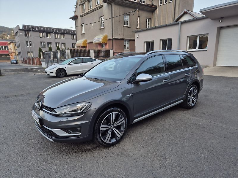 Volkswagen Golf Variant (2020) ALLTRACK 2,0TDi,135kw,4MOTION - fotka 2 z 44