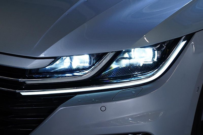 Volkswagen Arteon - fotka 9 z 27