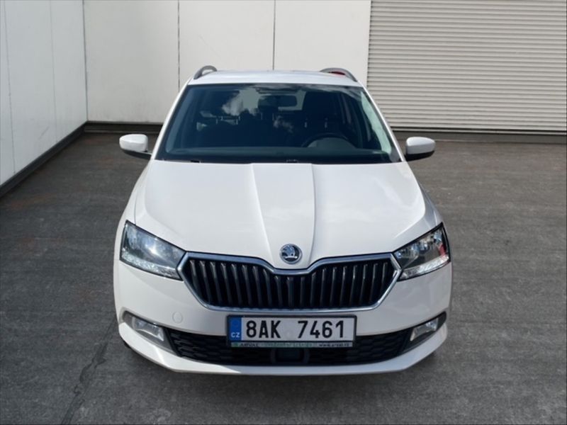 Škoda Fabia 1,0 TSI 81 Ambition - fotka 2 z 11