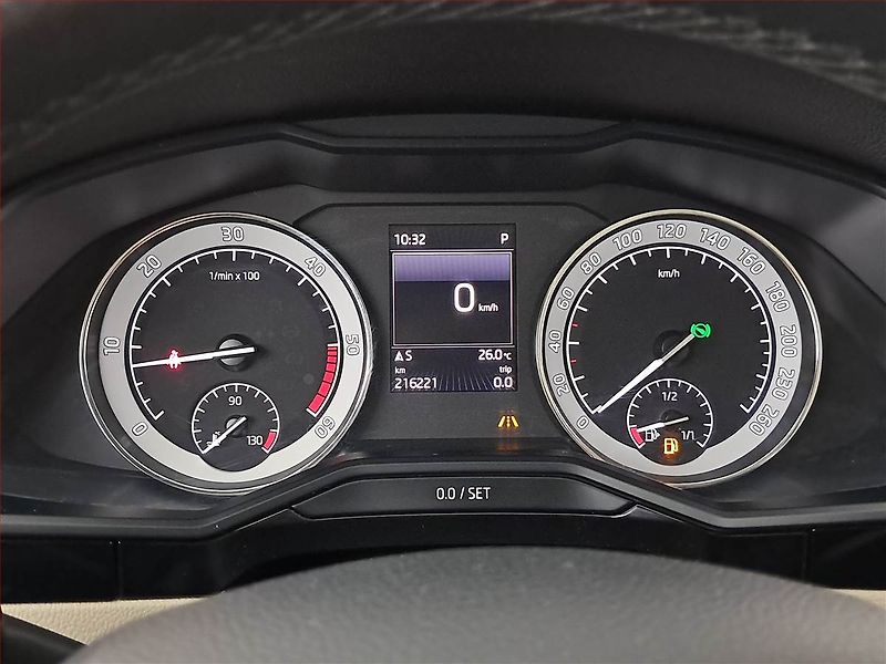 Škoda Superb (2016) 2.0 TDI, Automat, Kůže, Navi - fotka 11 z 26