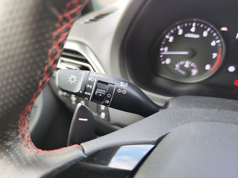 Hyundai i30 1.5 T-GDi/117kW N-Line DCT - fotka 27 z 33