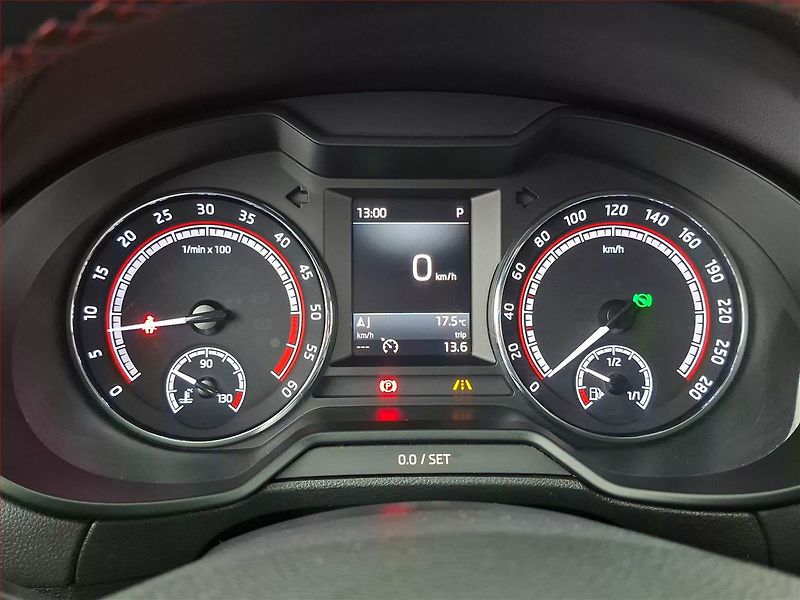 Škoda Octavia (2017) RS 2.0 TDI 4x4 DSG, 4X4 - fotka 11 z 23