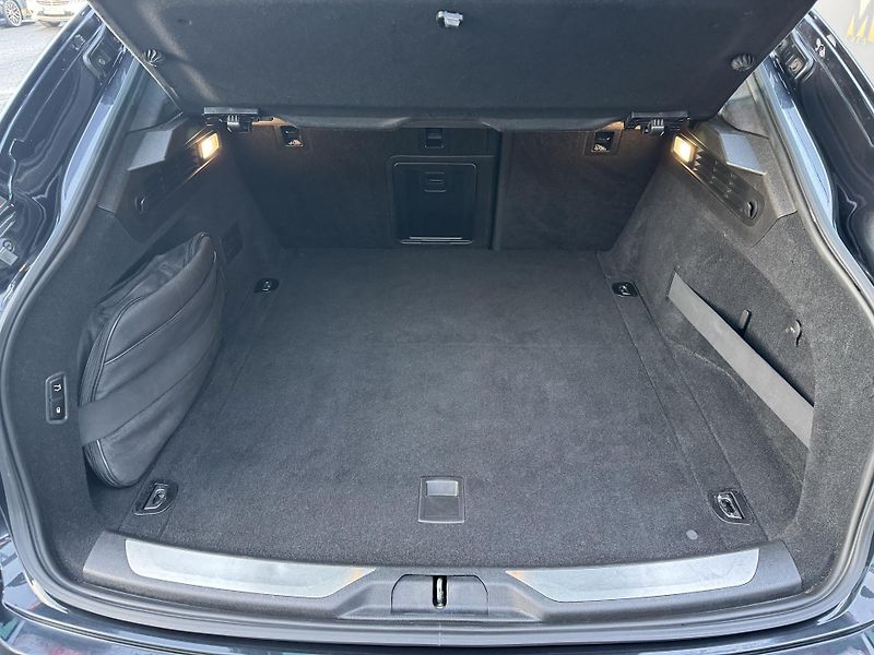 Maserati Levante (2018) GranLusso Q4, 3.0iV6 257kW, ČR - fotka 19 z 45