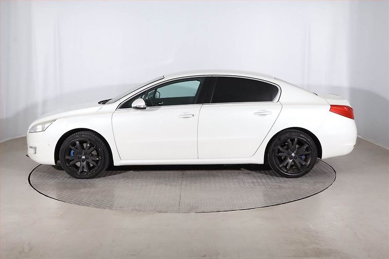 Peugeot 508 (2014) 2.2 HDi, Automat, Serv.kniha - fotka 3 z 25