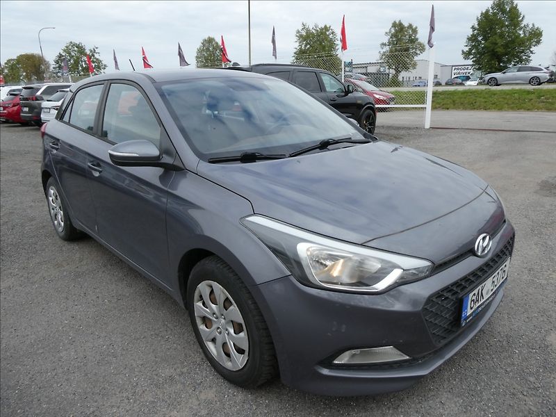 Hyundai i20 1,2 i 55kW koupeno v ČR,klima - fotka 1 z 35