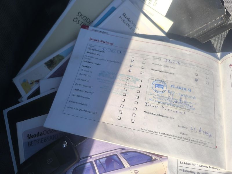 Škoda Octavia KRÁSNÁ,170TKM,1MAJ.SERVISKA - fotka 13 z 24