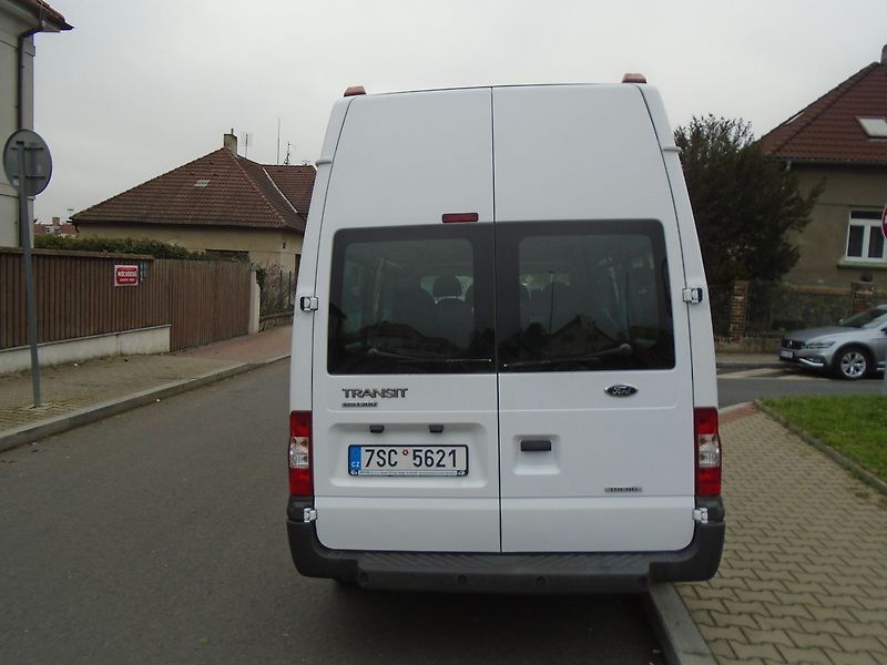 Ford Transit (2014) 2.2 TDCi L3H3 Bus 9 míst AC - fotka 2 z 30