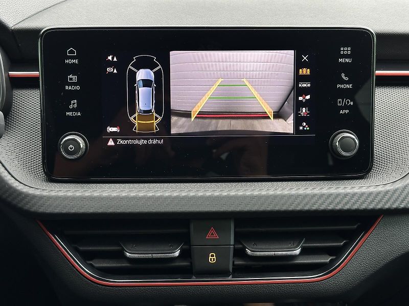 Škoda Scala 1.0TSi 116PS Monte Carlo Matri - fotka 33 z 44