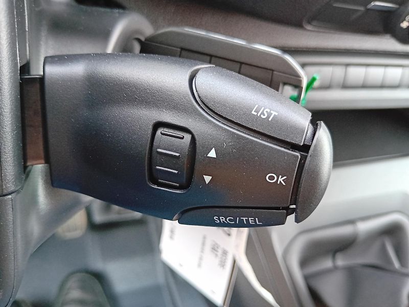 Fiat Scudo (2026) 2,2MTJ L3 KOMBI FLEX/5L ZÁRUKY - fotka 15 z 25
