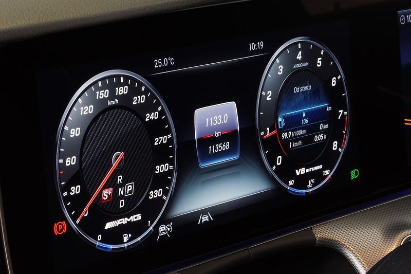Mercedes-Benz Třídy E 63 AMG,4m,Klima.sed,ACC,Pano - fotka 19 z 43