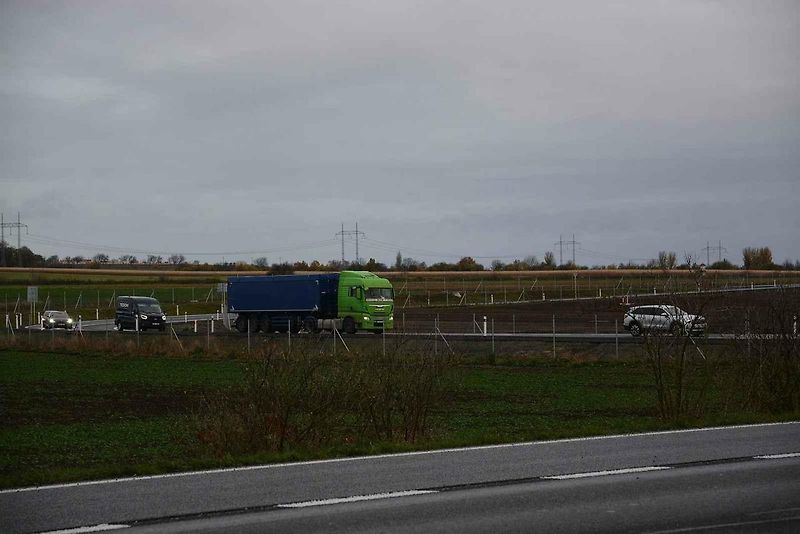 Řidiči, kteří míří po dálnici D1 z Kroměříže na Přerov, mohou už od listopadu u Říkovic najíždět na novou rampu.