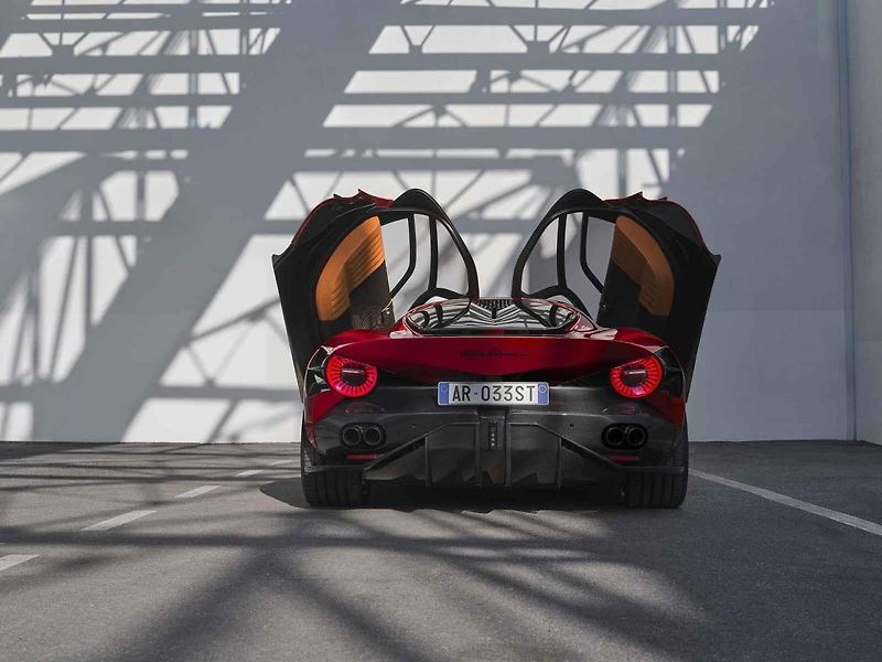 Alfa Romeo 33 Stradale