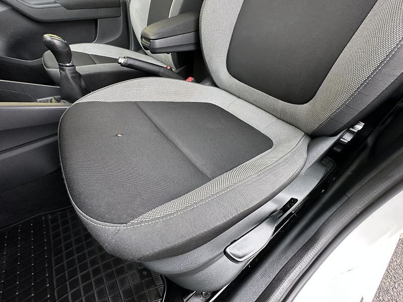 Škoda Fabia (2016) III KOMBI 1.4TDI/66kW 2.Maj *  - fotka 6 z 36