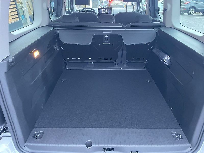 Toyota ProAce City Verso MC24 1.5L MT - fotka 9 z 25