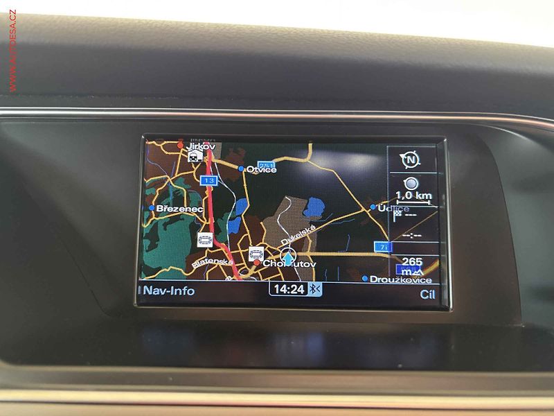 Audi A4 (2014) 2.0 TDi, AC, bixen - fotka 11 z 16