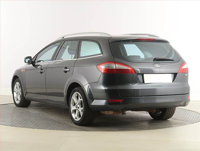 Ford Mondeo (2008) 2.0 TDCi, Serv.kniha - fotka 4 z 20