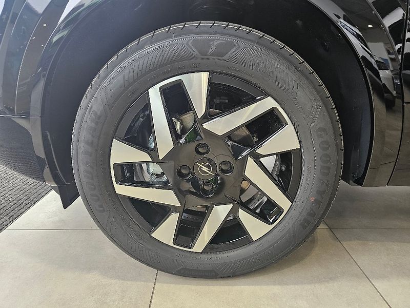 Opel Mokka Edition 1.2 TURBO 136k MT6 - fotka 5 z 19