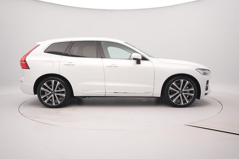 Volvo XC60 T8 AWD RECHARGE BRIGHT PLUS  - fotka 14 z 46