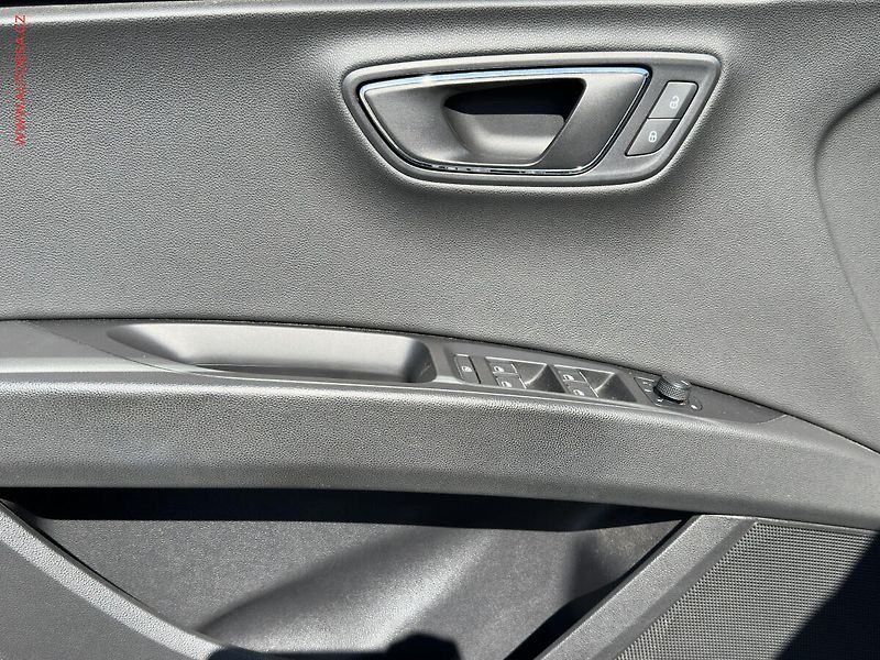 Seat Leon (2015) 1.4 TSi, ČR, FR - fotka 11 z 20