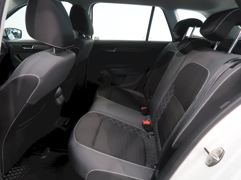 Škoda Fabia (2021) AMBITION 1.0TSI 70KW - fotka 15 z 28