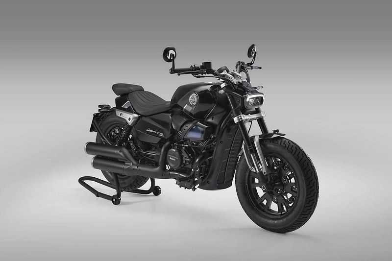Benelli (2026) Leoncino Bobber 400 - fotka 6 z 12