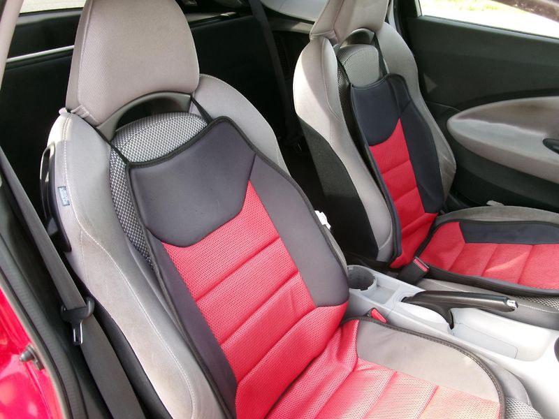 Honda CR-Z (2011) 1,5i VTEC HYBRID AC ALU - fotka 17 z 25
