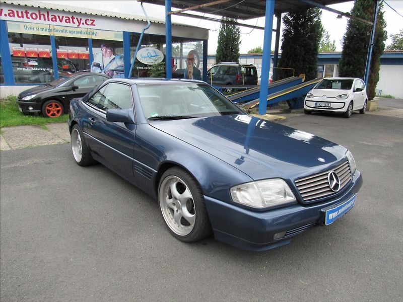 Mercedes-Benz SL 3,2 Hardtop-Cabrio - fotka 20 z 54