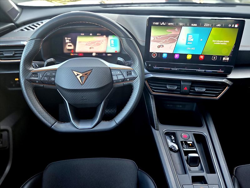 Cupra Formentor 2,0 TSi DSG 4x4 Záruka2029 ČR - fotka 13 z 22