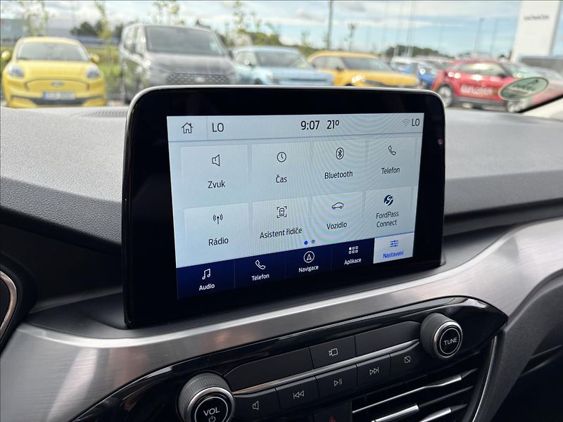 Ford Kuga 1,5 EcoBlue 88kW Titanium X - fotka 44 z 49