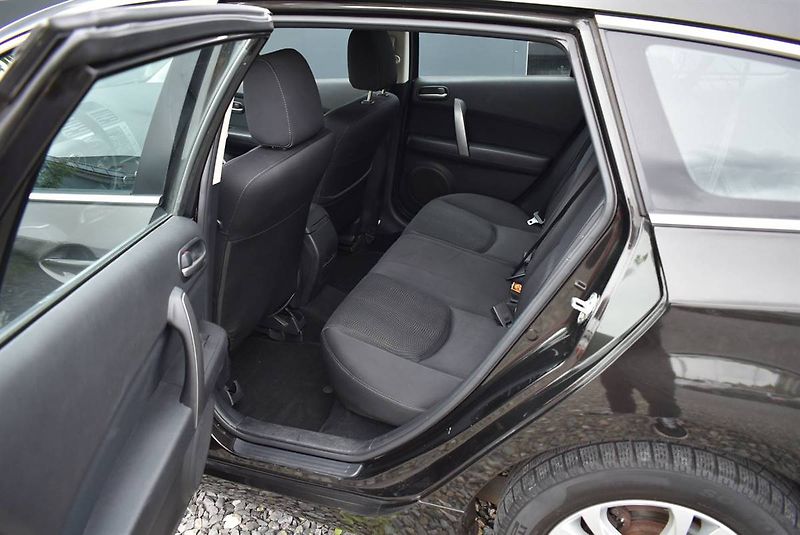 Mazda 6 2.016V 1M,EXCLUSIVE+LPG - fotka 15 z 18