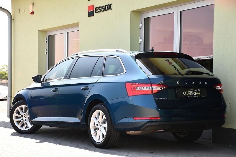 Škoda Superb 1,5TSi STYLE - fotka 4 z 57