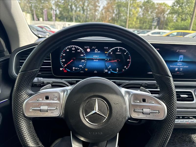Mercedes-Benz GLS 400d 4MATIC - fotka 11 z 15