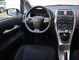 Toyota Auris (2012) 1.4 D-4D, Navi, Vyhř. sedaček - náhled 7
